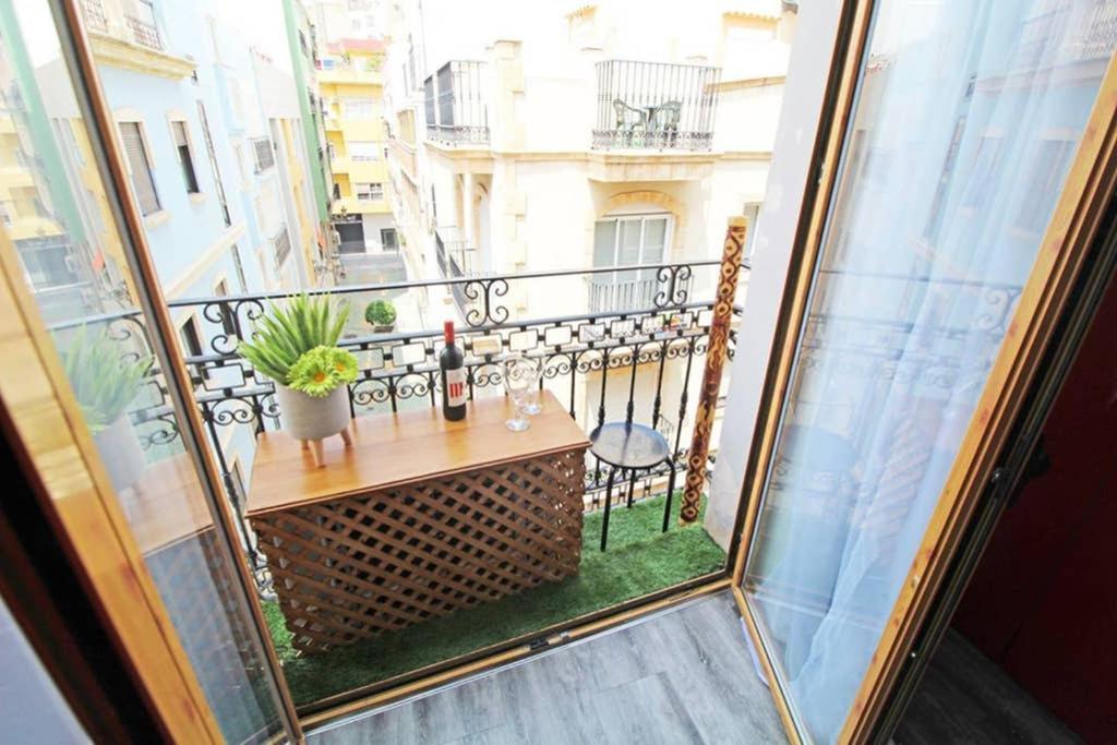 Apartamento De Diseno Centrico 5 Min Playa Alicante Zewnętrze zdjęcie